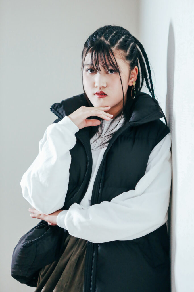 あや