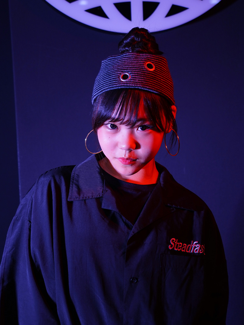 怜依